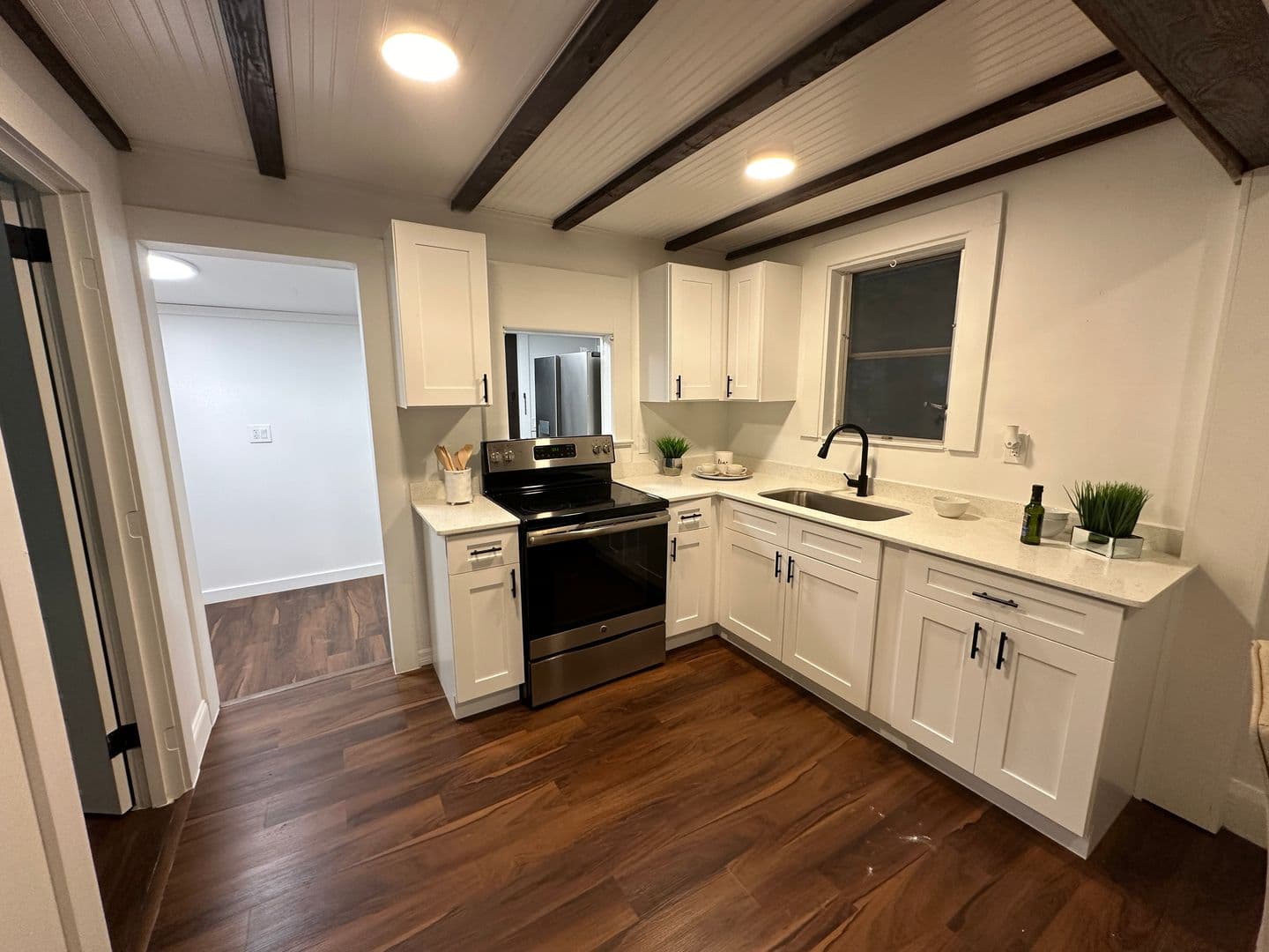 Tampa House: 6506 N Wellington Ave
