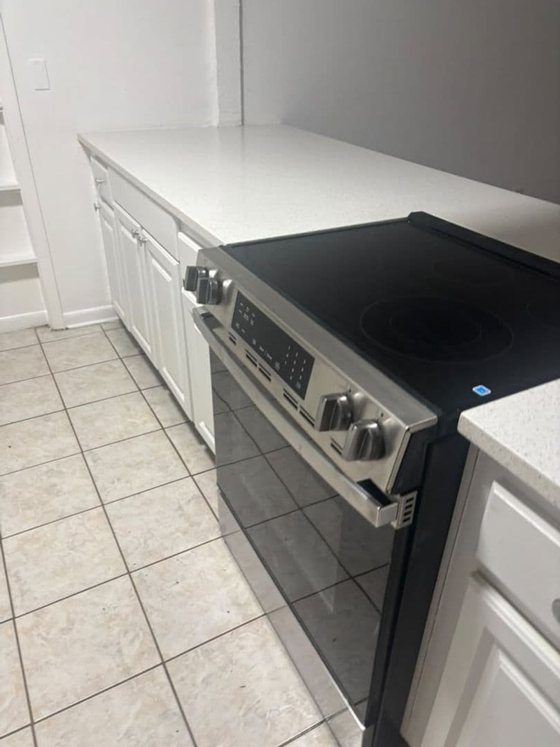 Clearwater Apartment: 5401 Russell Ave