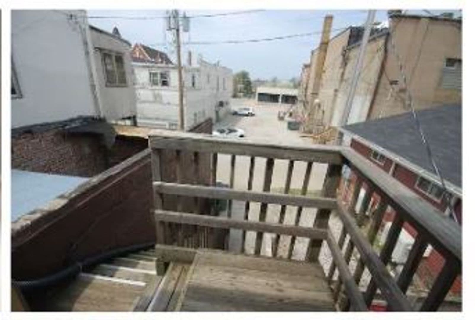 Boone Apartment: 717 - 717.5 Keeler St.