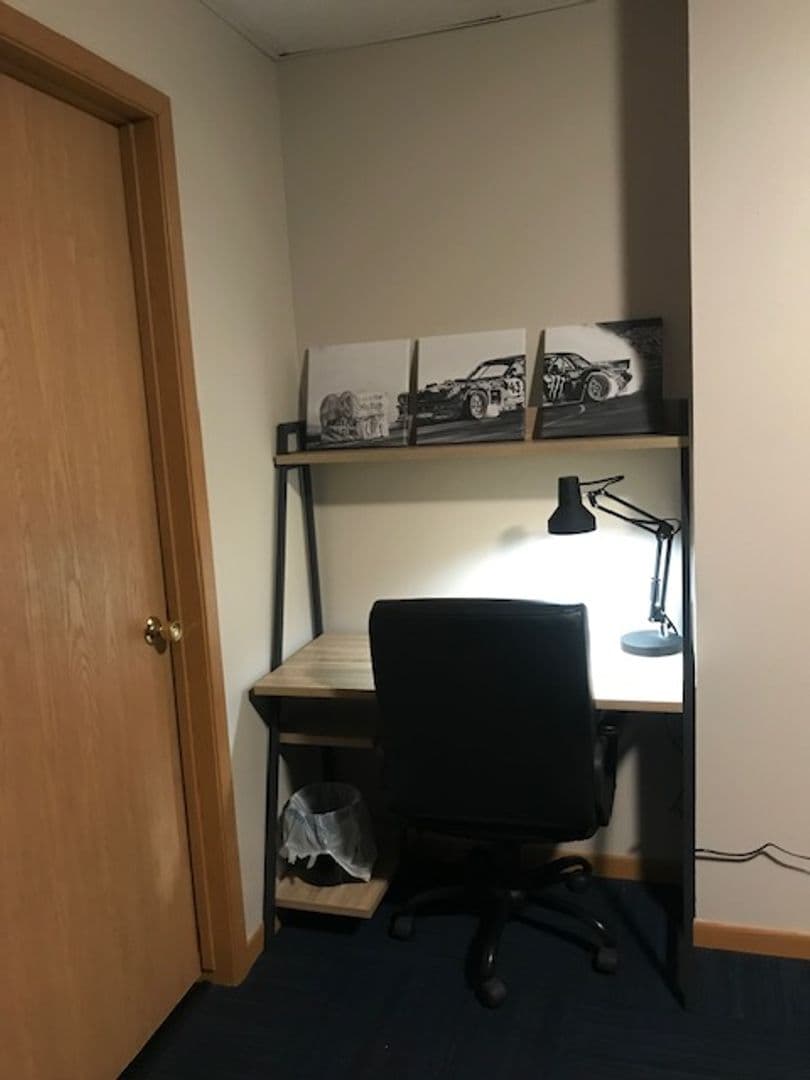 Boone Apartment: 814 8th St.