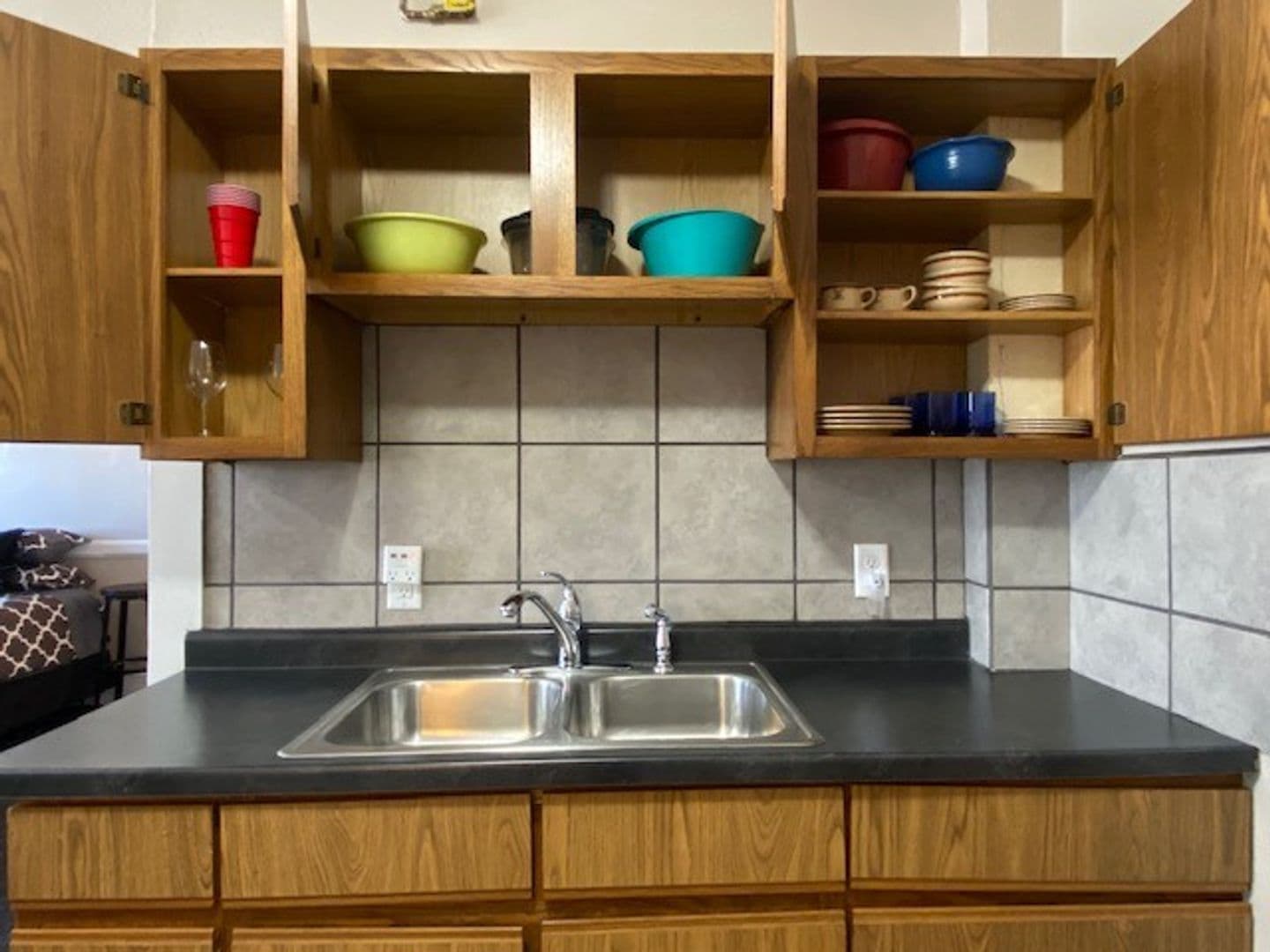 Boone Apartment: 814 8th St.