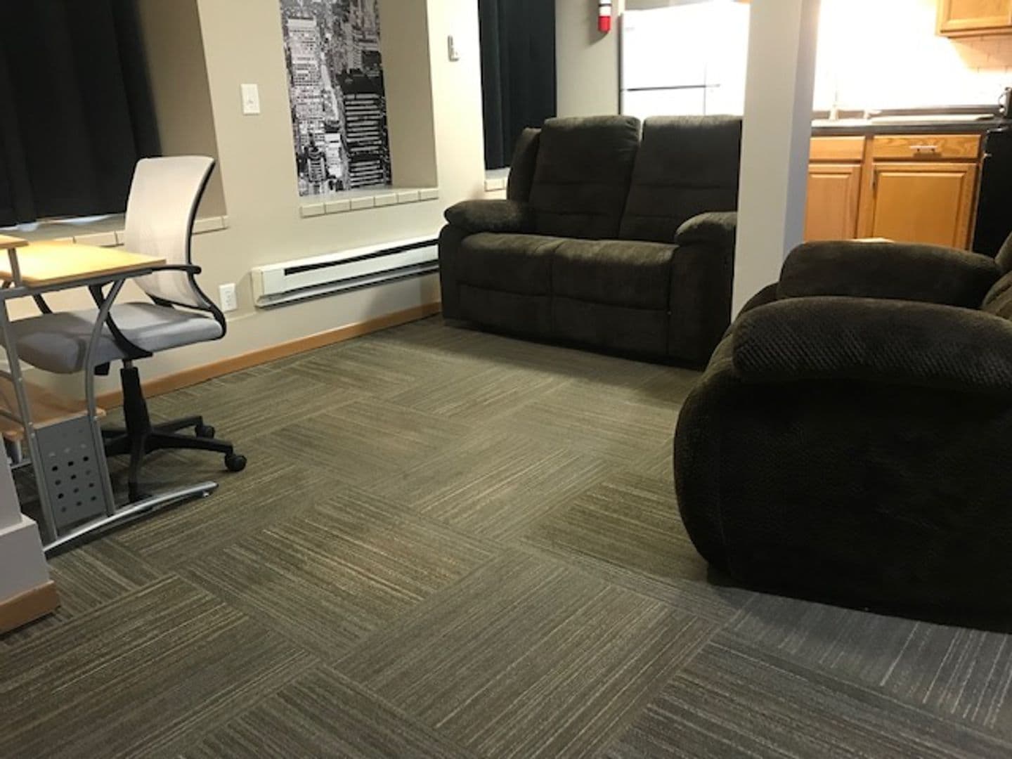 Boone Apartment: 814 8th St.