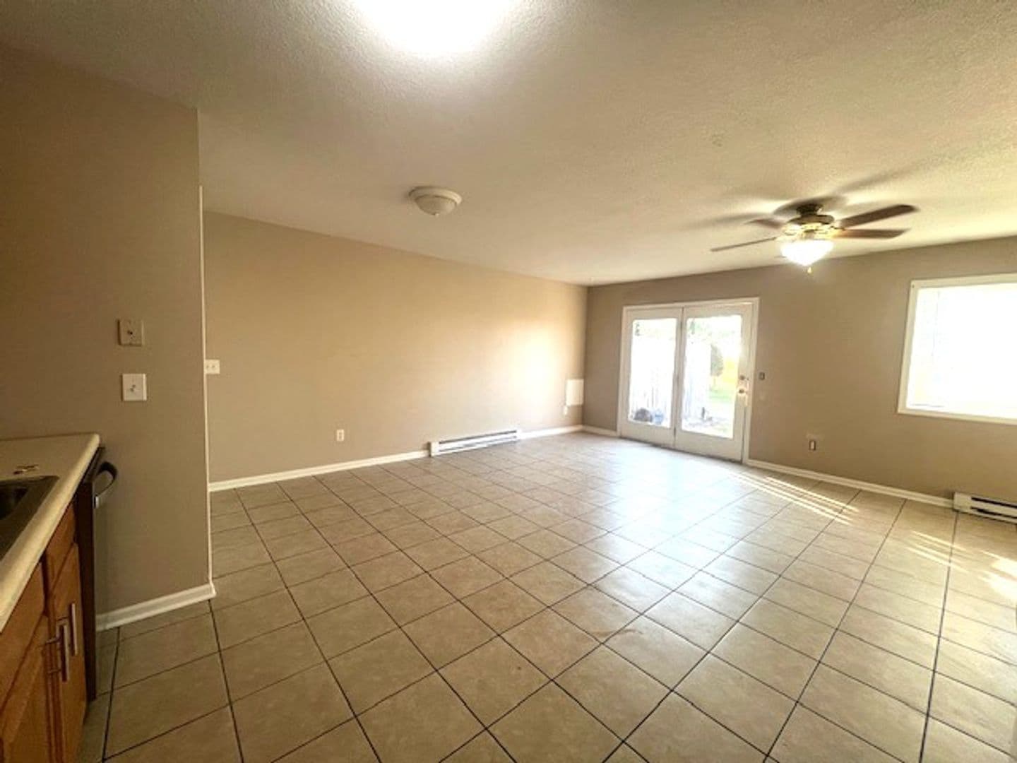 Ogden Apartment: 226-228 Haws Dr.