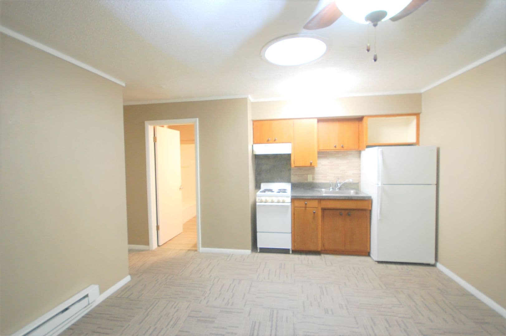 Boone Apartment: 815 Story