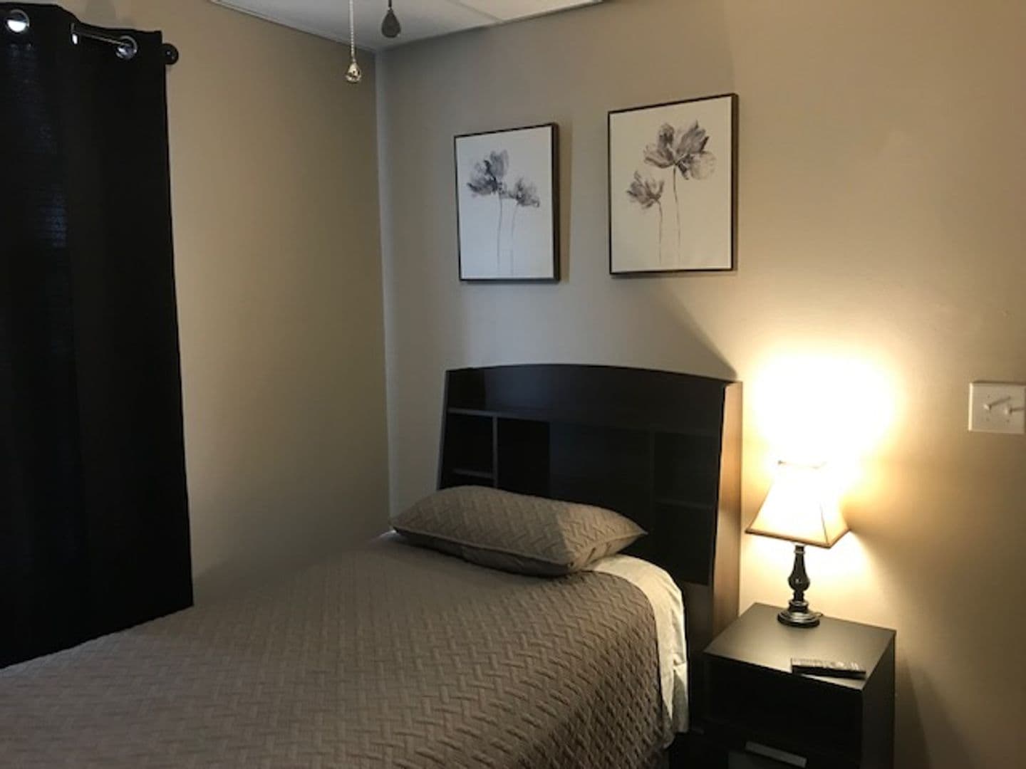 Boone Apartment: 814 8th St.