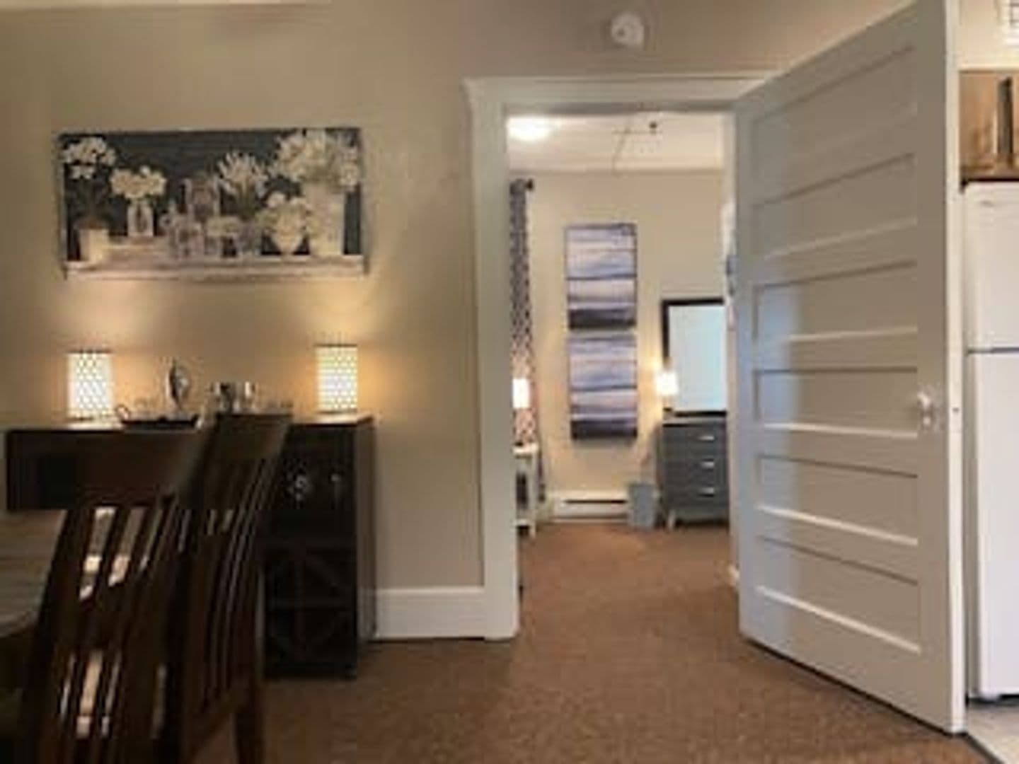 Boone Apartment: 814 8th St.