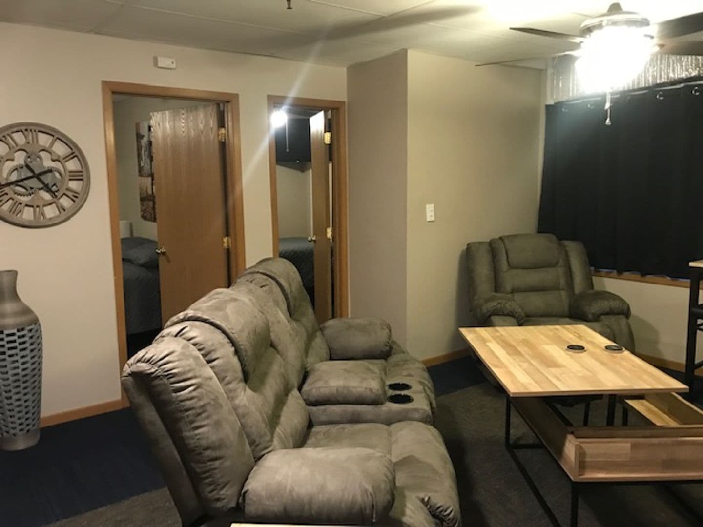 Boone Apartment: 814 8th St.