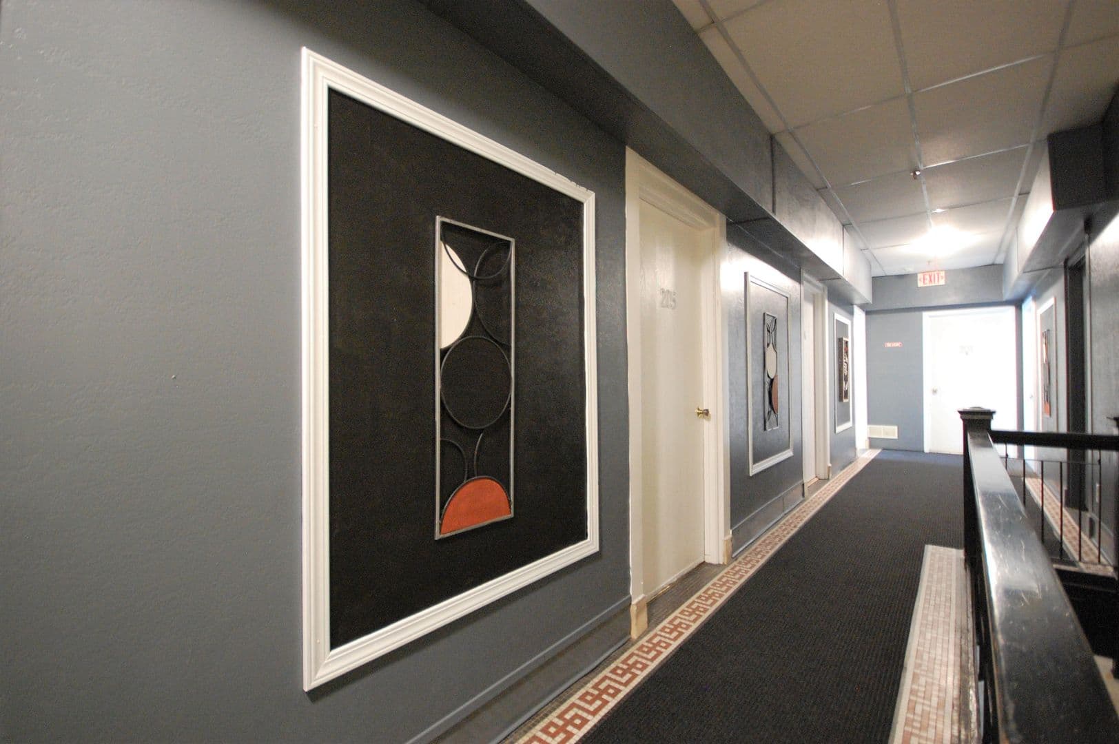 Boone Apartment: 814 8th St.