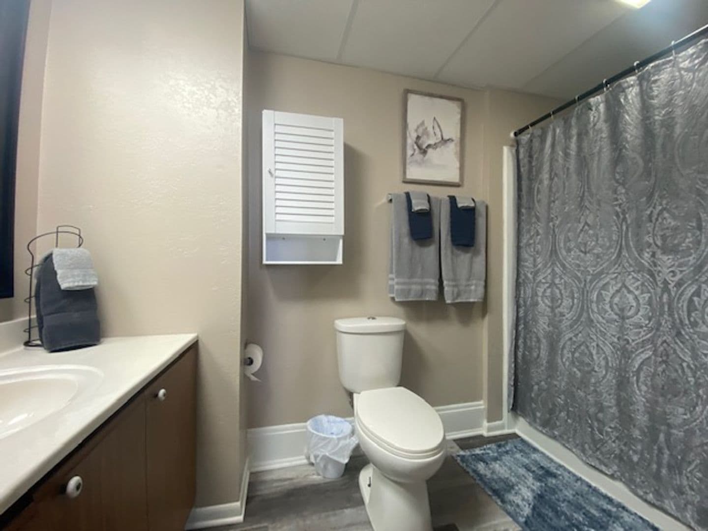 Boone Apartment: 814 8th St.