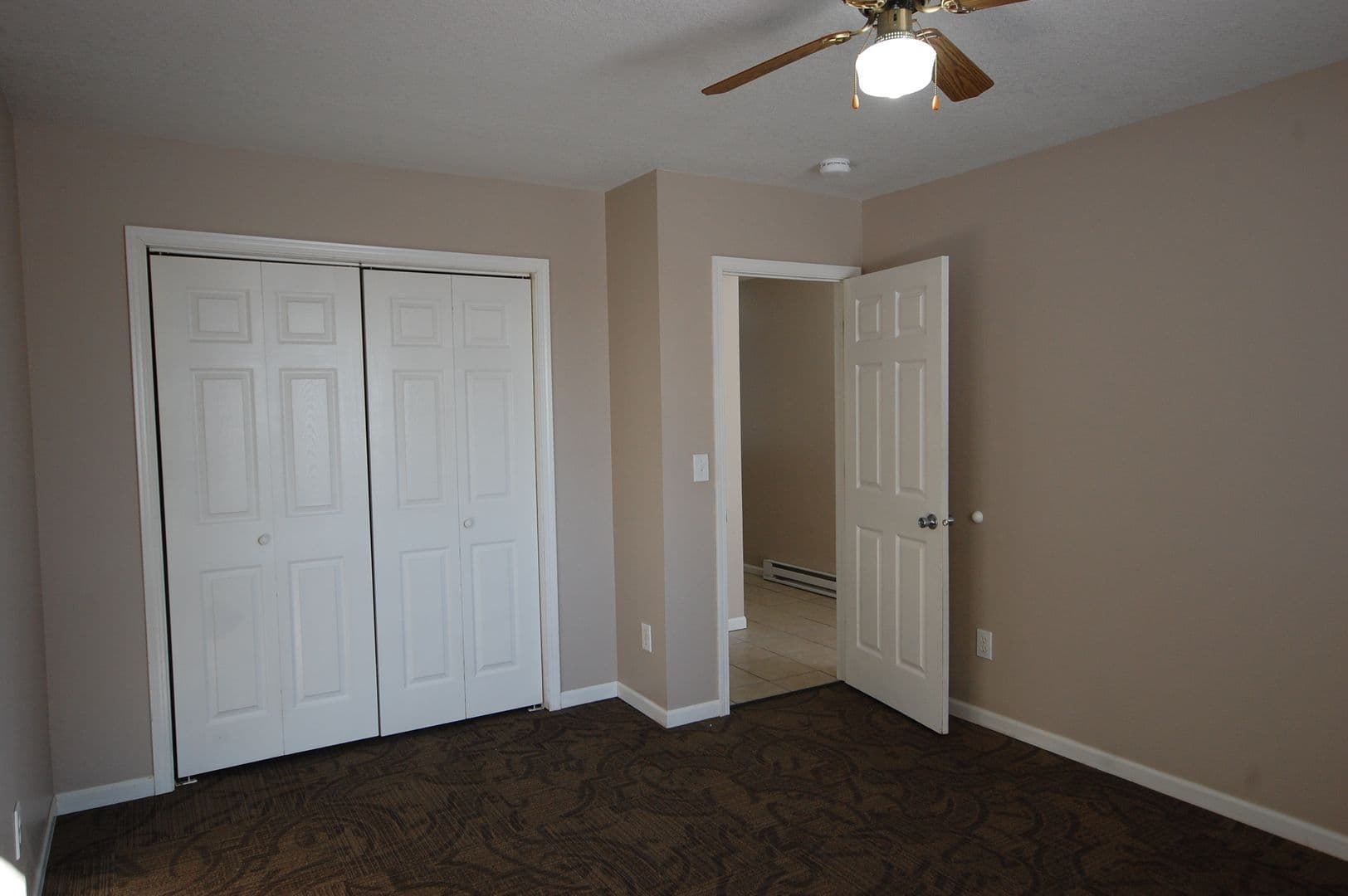 Ogden Apartment: 226-228 Haws Dr.