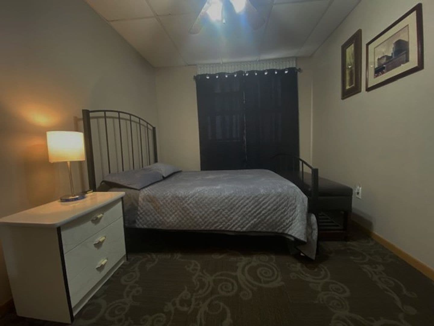 Boone Apartment: 814 8th St.