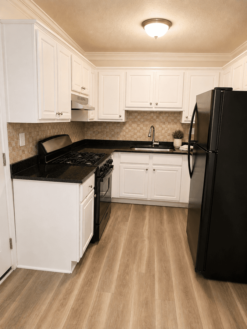 Snellville Apartment: 3102-3108 Destin Circle