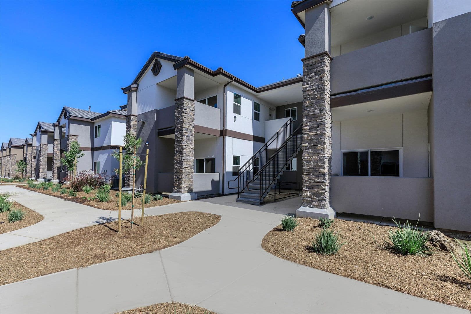 Bakersfield Apartment: 5201 Gasol Court
