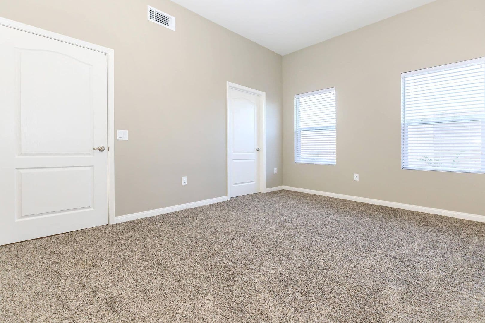 Bakersfield Apartment: 5201 Gasol Court