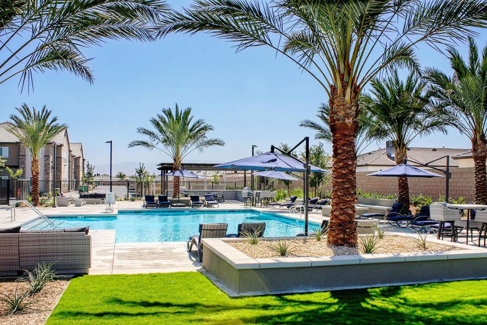 Bakersfield Apartment: 5201 Gasol Court