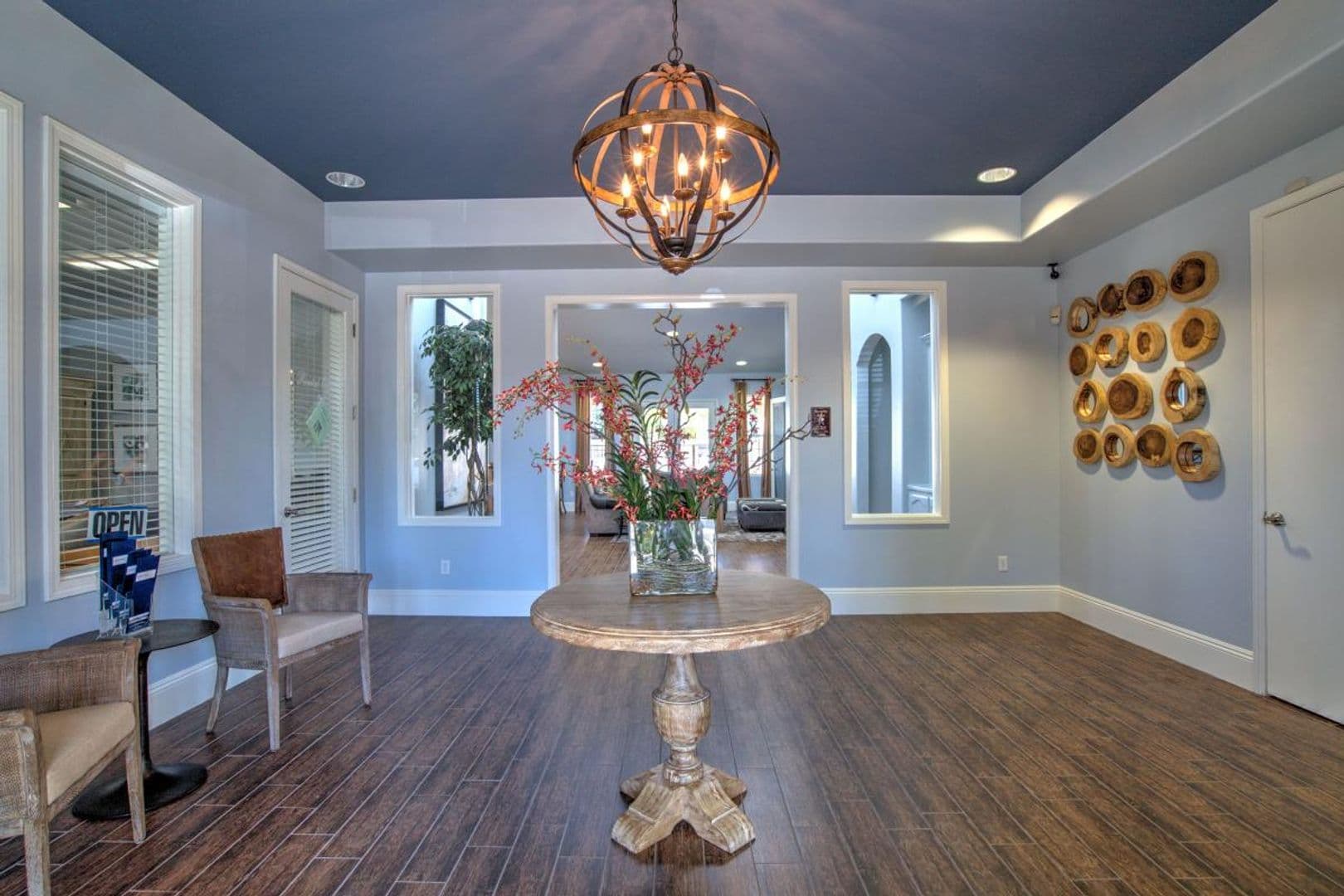 Bakersfield Apartment: 613 Jasmine Parke Drive