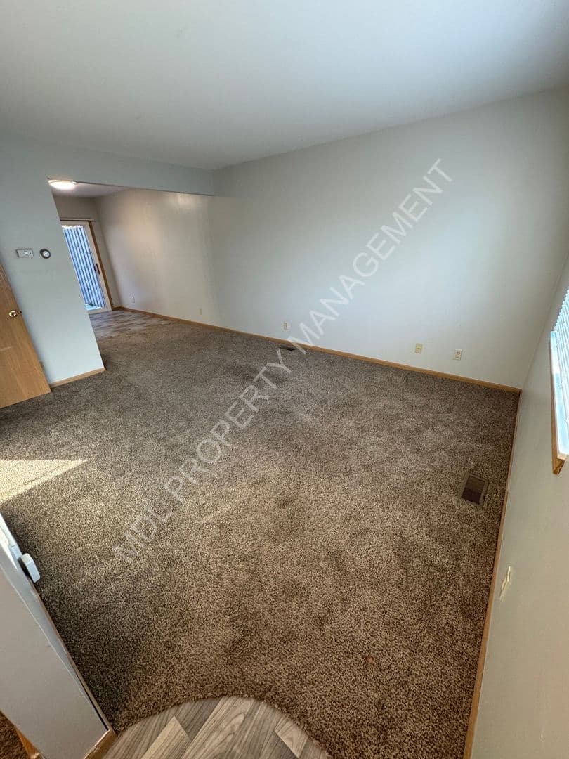 Midland Apartment: 4907 Hedgewood Dr