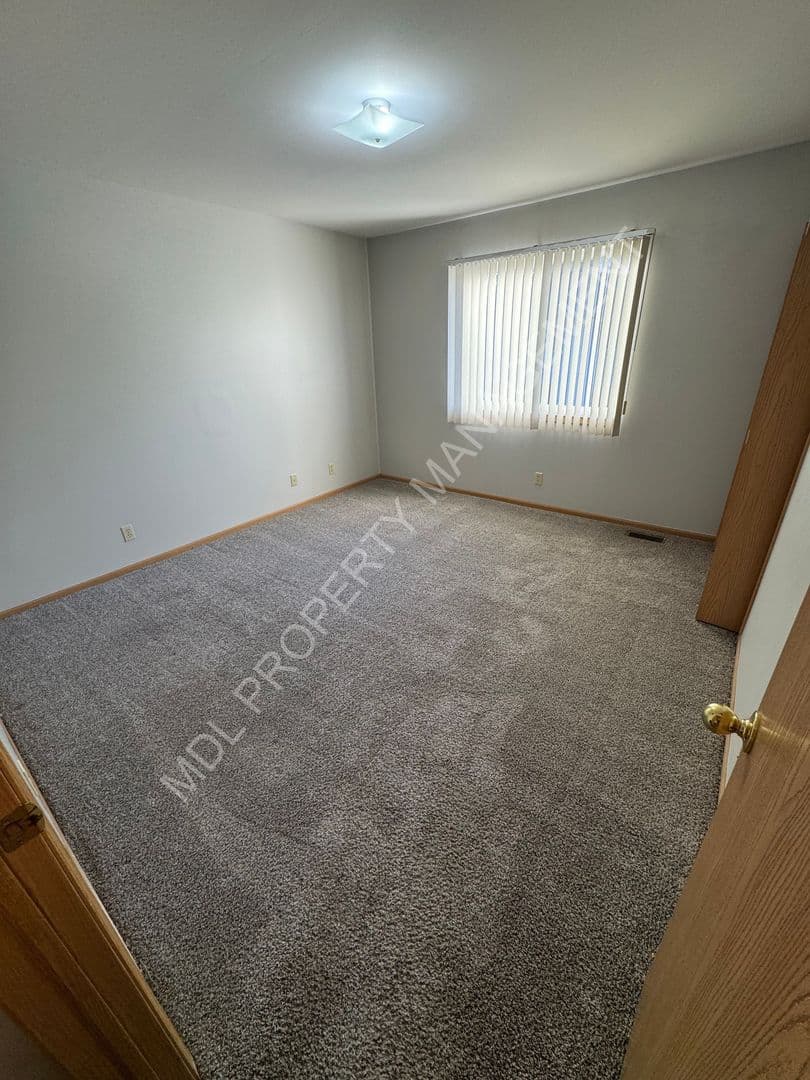 Midland Apartment: 4907 Hedgewood Dr