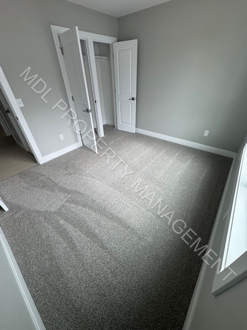 Auburn Apartment: 4949 Garfield