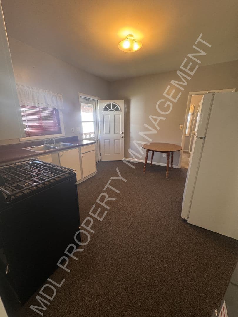 Bay City House: 403 Polk Street
