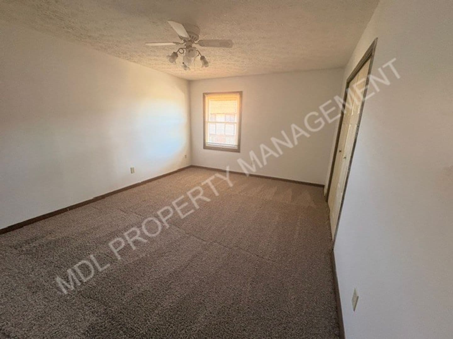 Saginaw Apartment: 6340 Normandy Dr