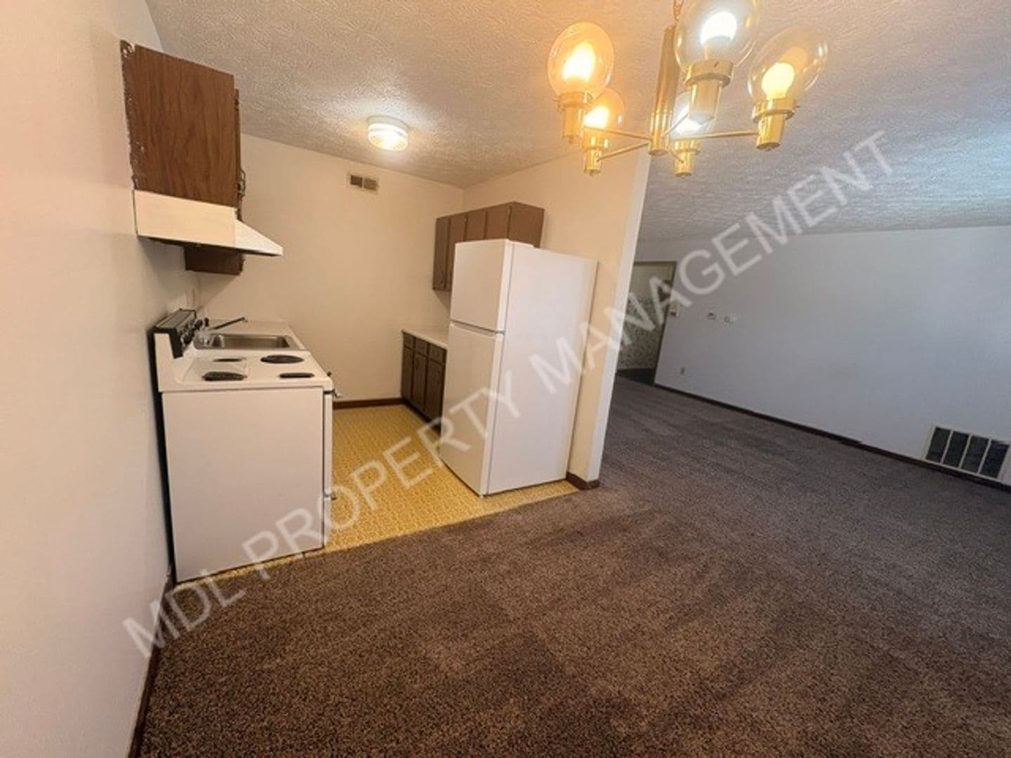 Saginaw Apartment: 6340 Normandy Dr