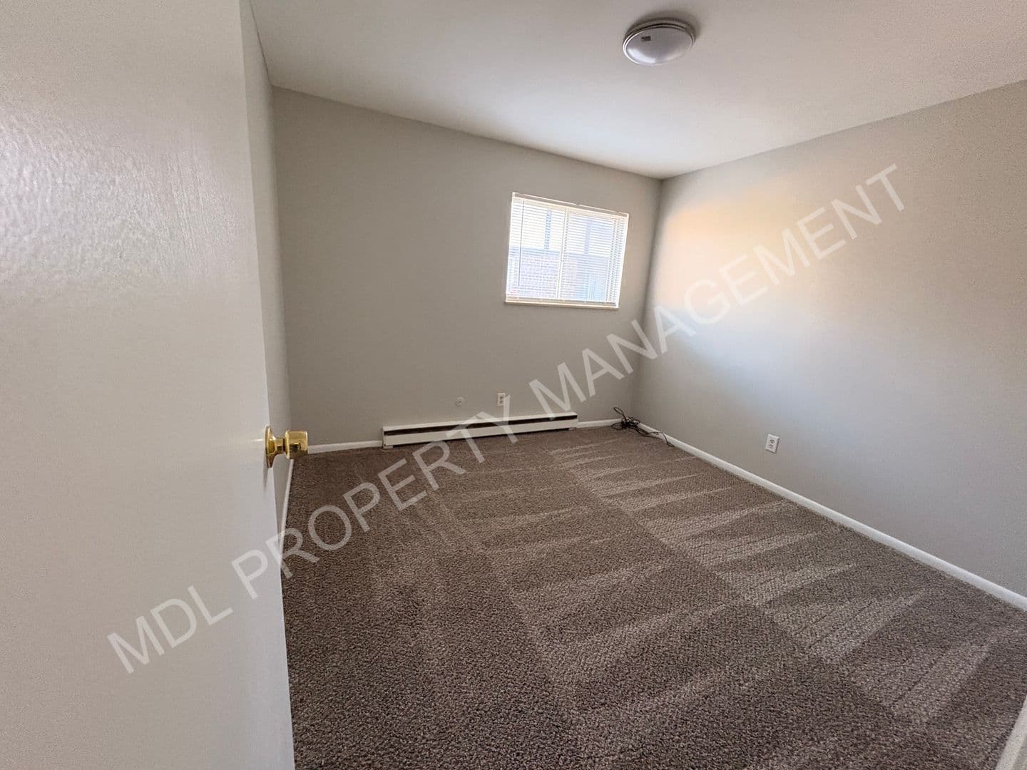 Saginaw Apartment: 1850 Squire Dr