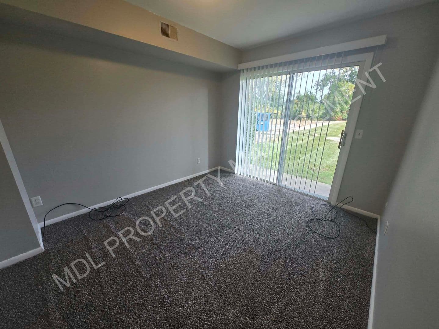 Saginaw Apartment: 1850 Squire Dr