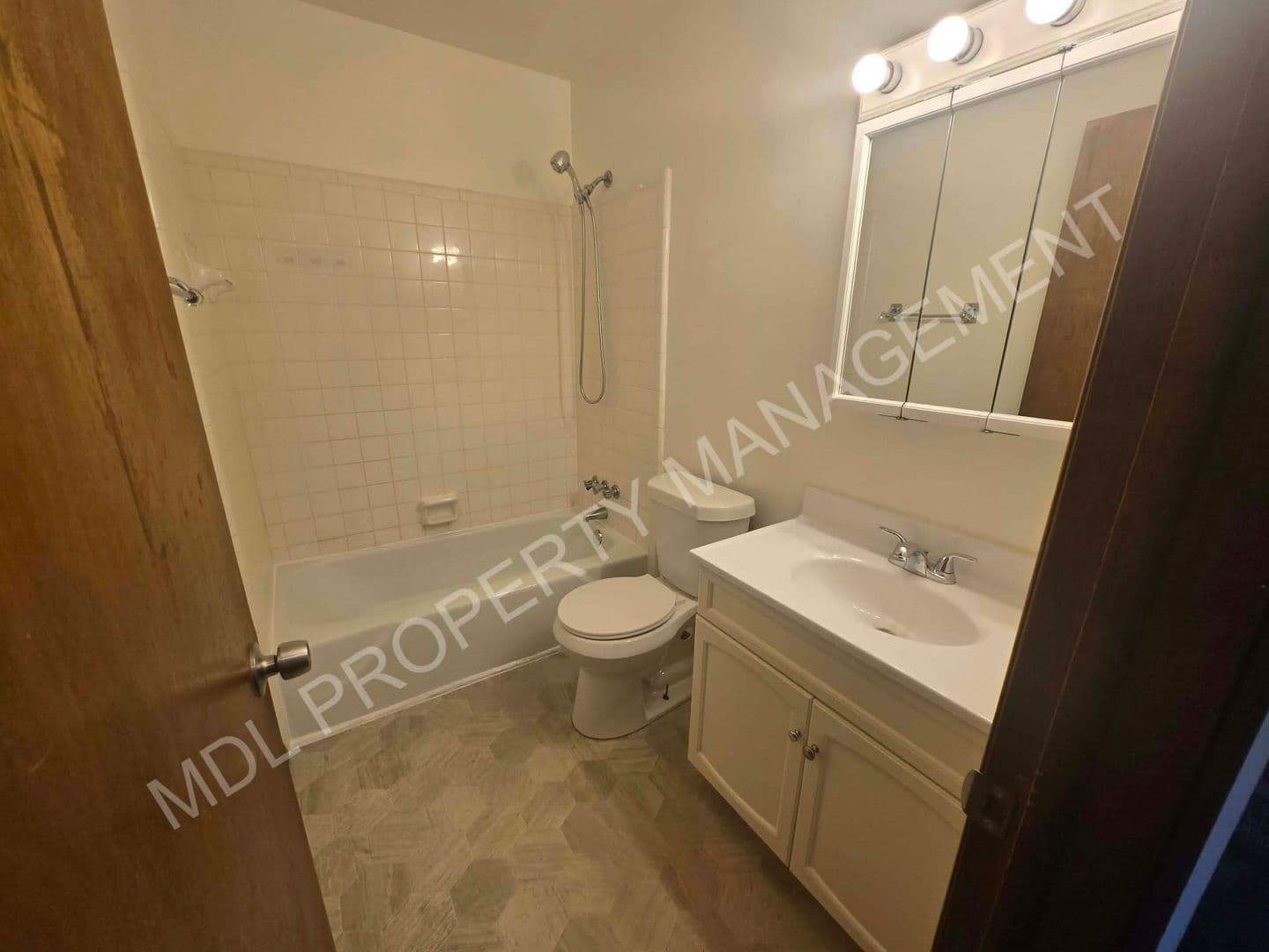 Saginaw Apartment: 3943 Bauer Drive