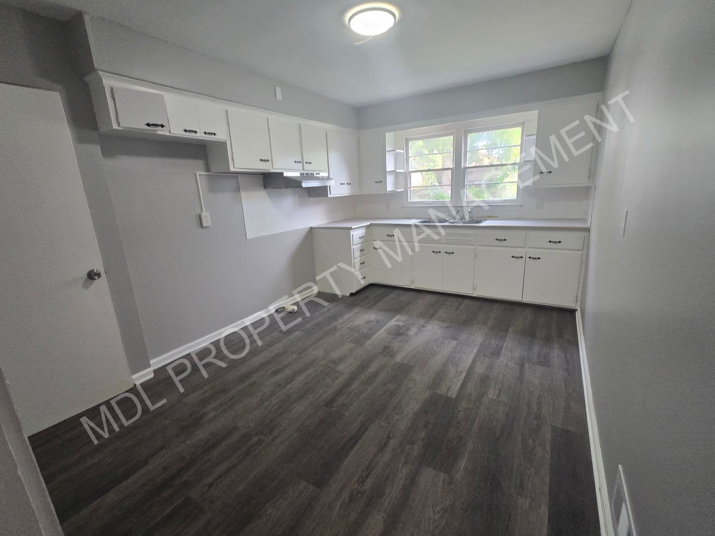 Saginaw Apartment: 2409 Stobbe Street