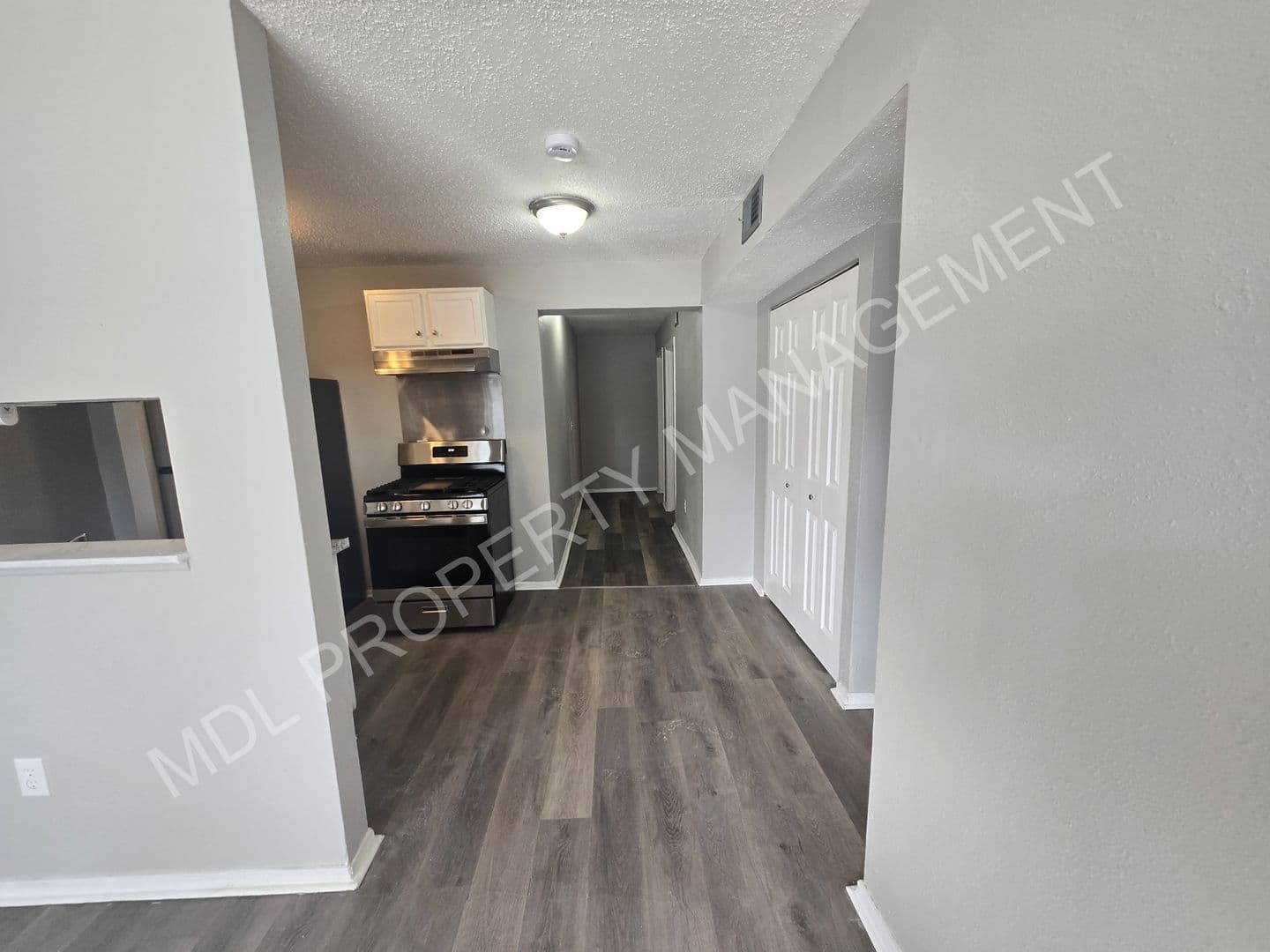 Saginaw Apartment: 2803 S Jefferson