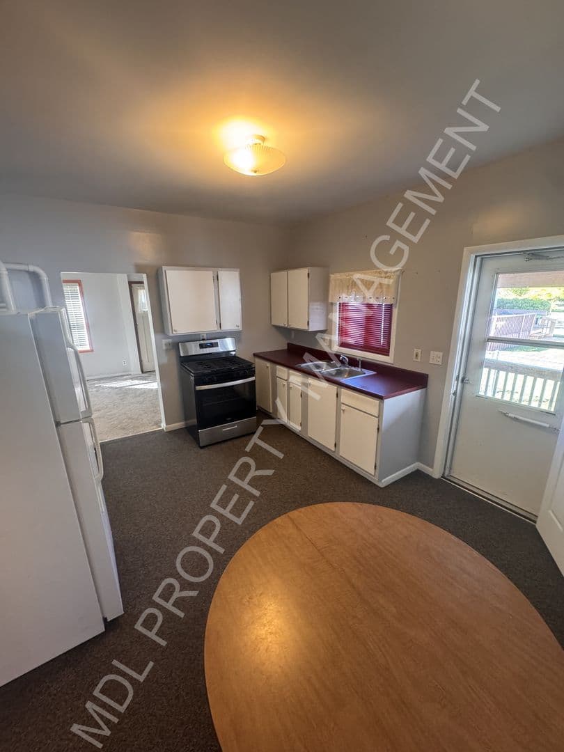 Bay City House: 403 Polk Street