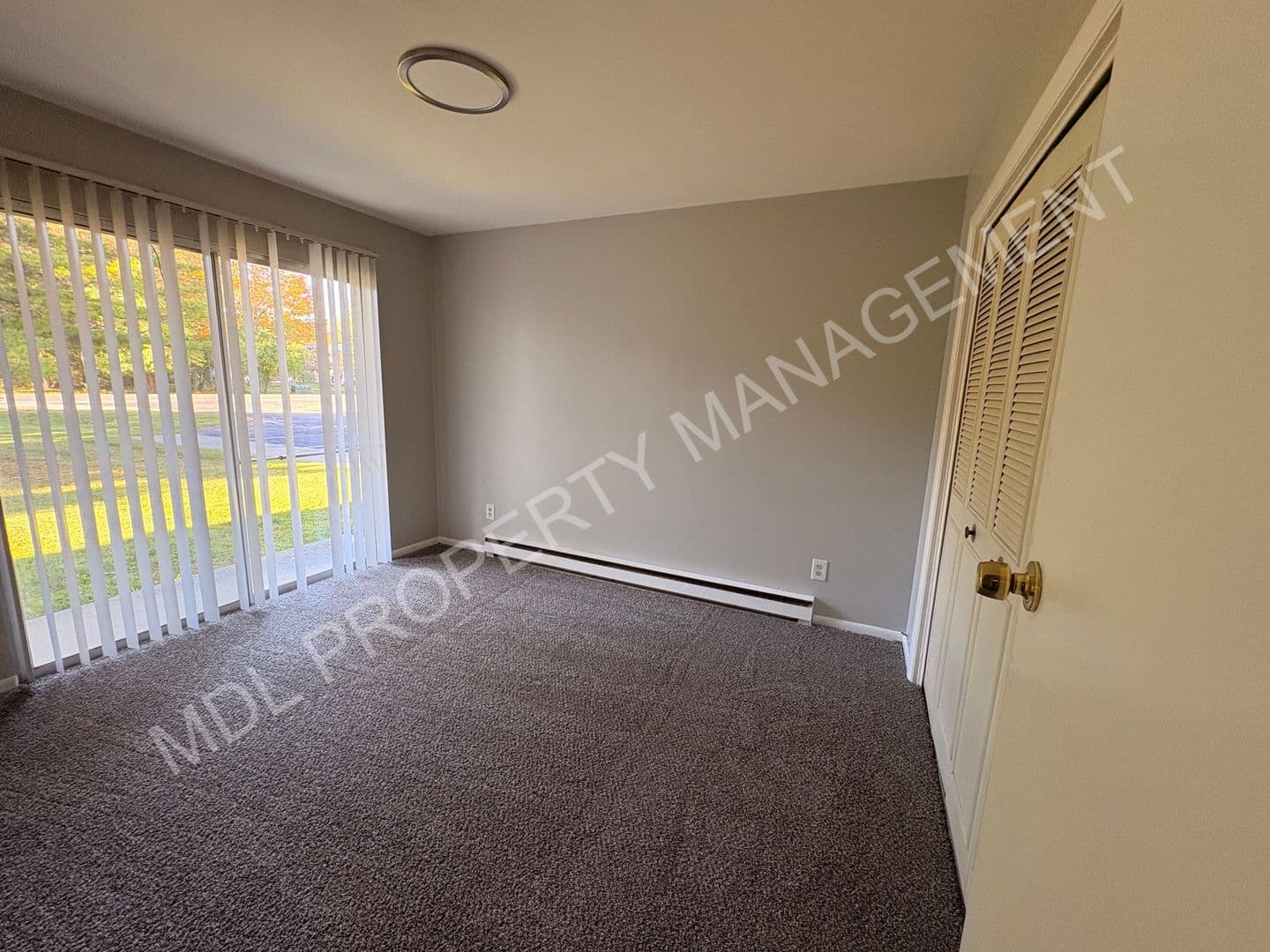 Saginaw Apartment: 1850 Squire Dr