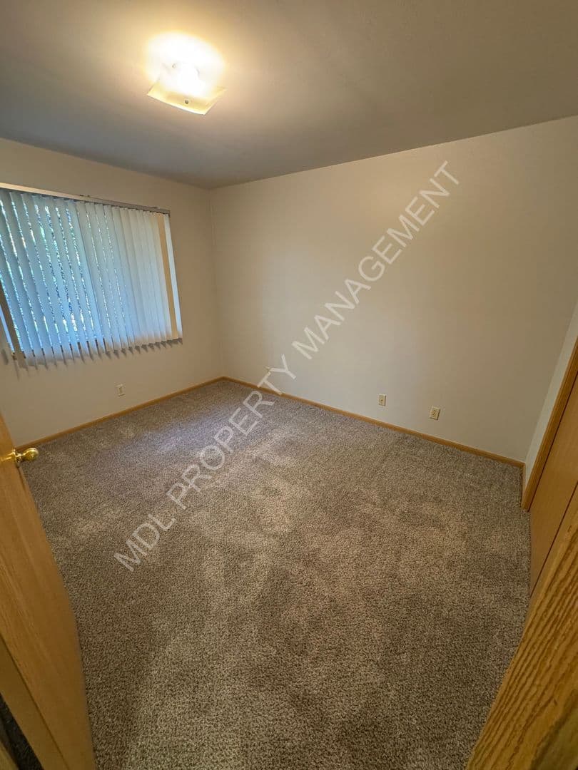 Midland Apartment: 4907 Hedgewood Dr