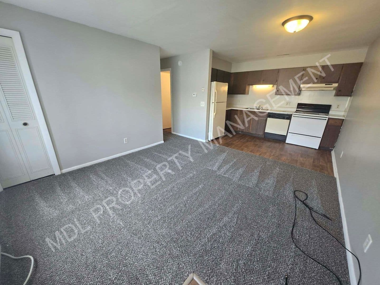 Saginaw Apartment: 1850 Squire Dr