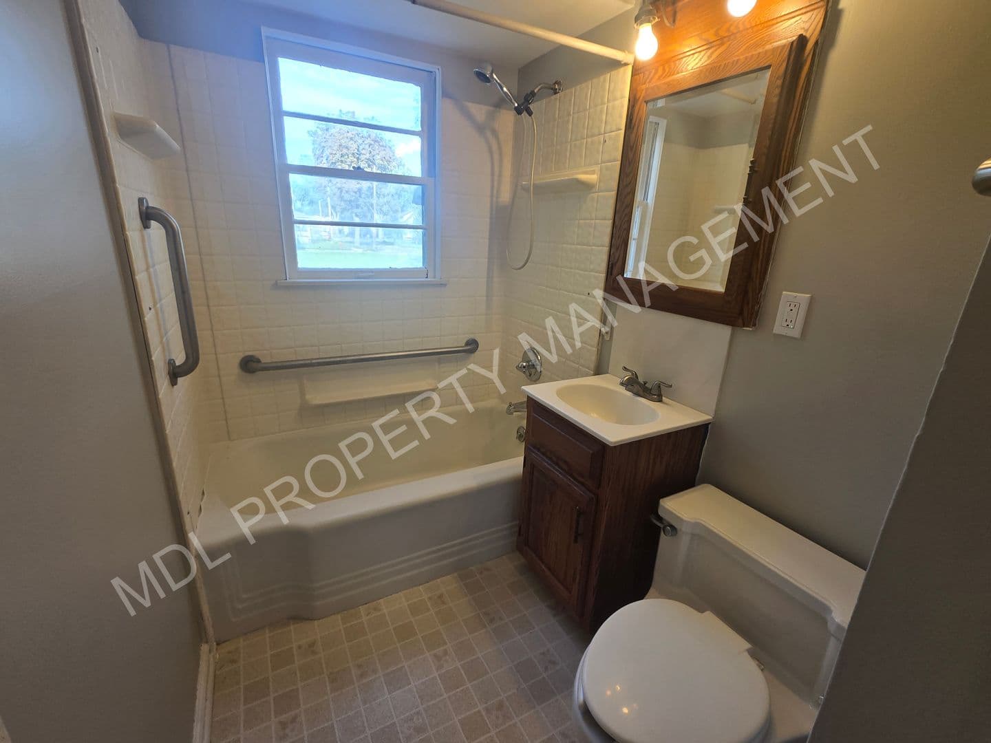 Saginaw Apartment: 2409 Stobbe Street