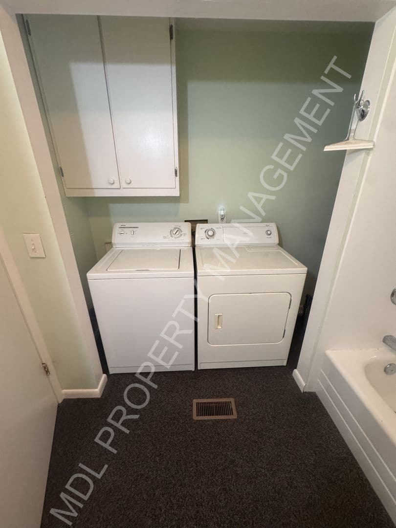 Bay City House: 403 Polk Street