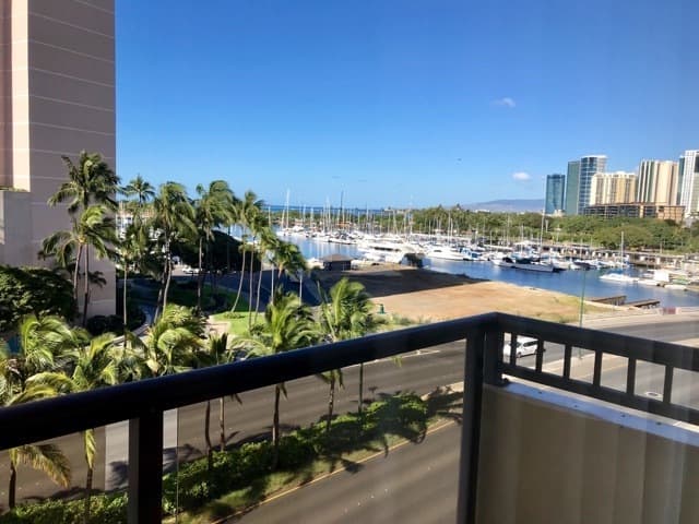 Honolulu Condo: Ala Wai Terrace