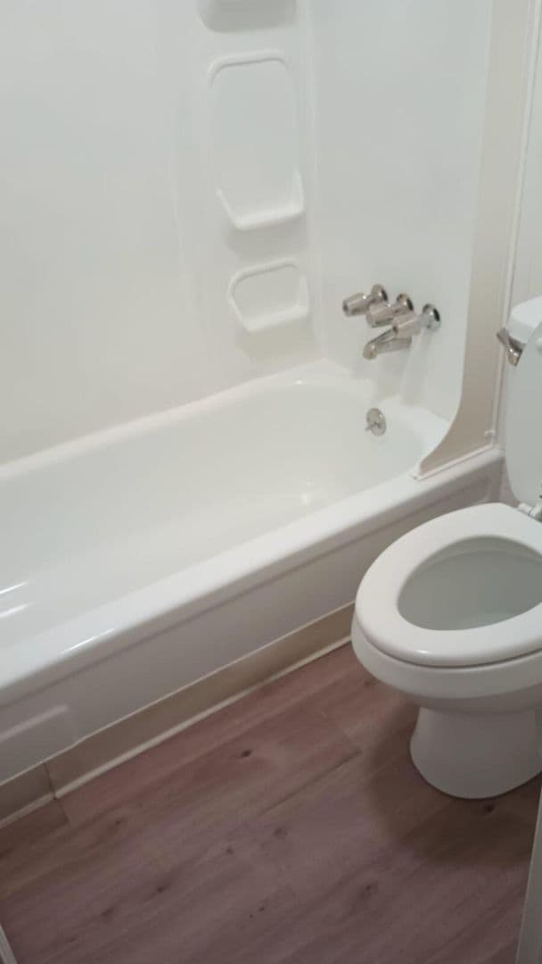 Greeley Apartment: 824 37th Ave