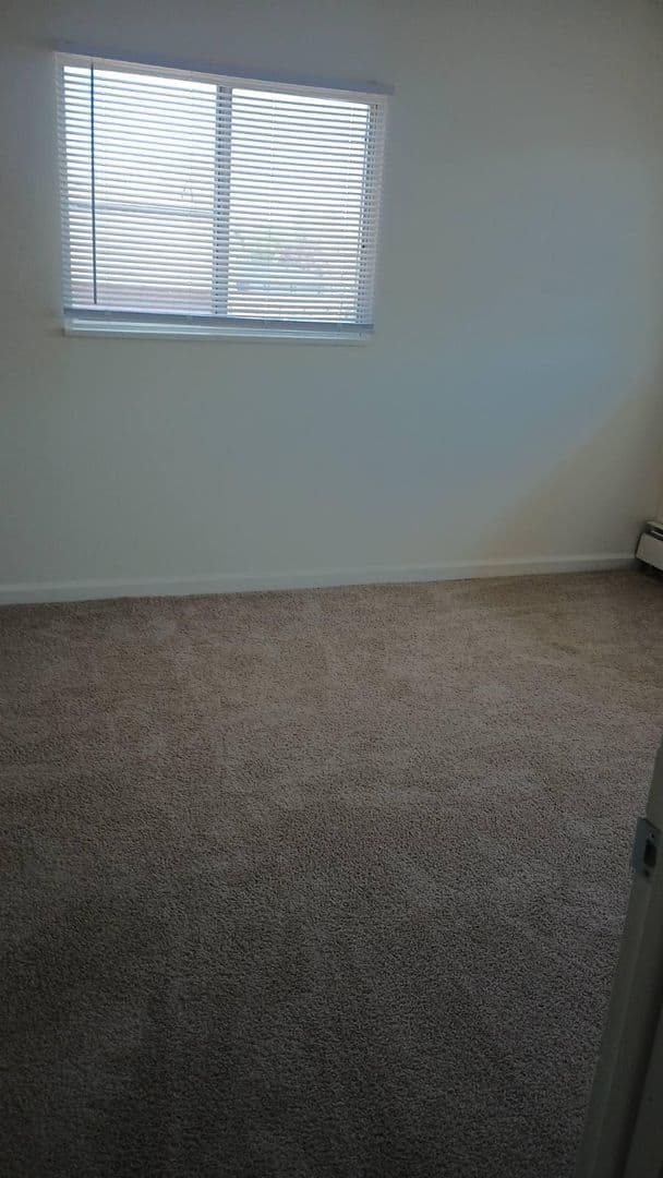 Greeley Apartment: 824 37th Ave