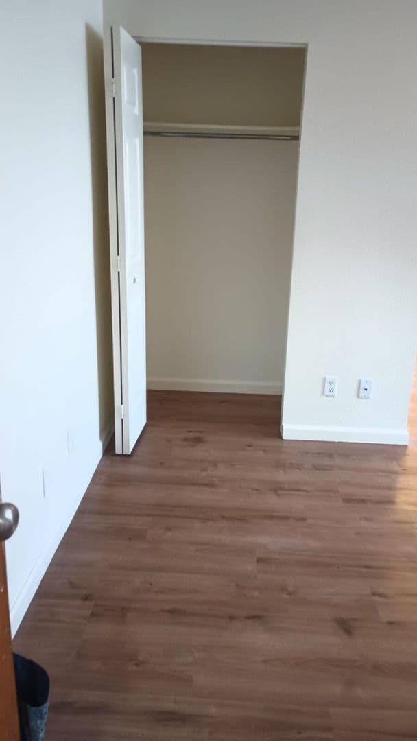 Greeley Apartment: 824 37th Ave