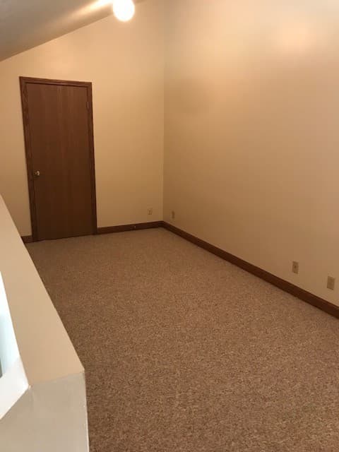 Napoleon Apartment: 780 Trail Dr.