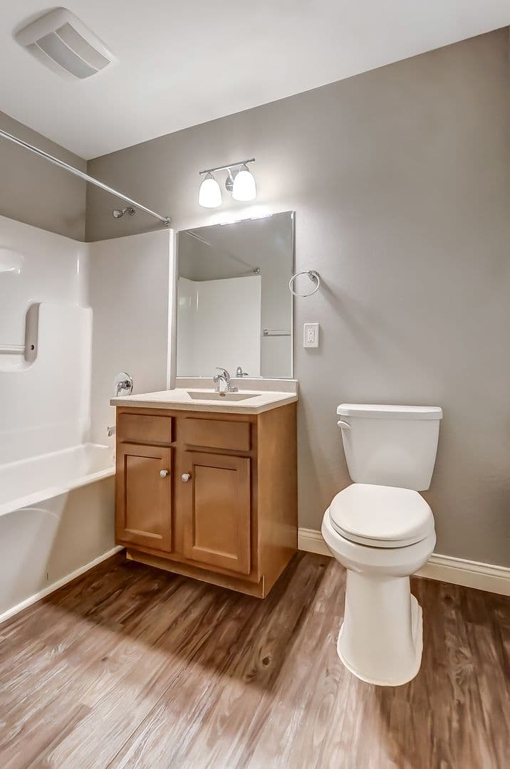 Perrysburg Apartment: 7128 Triumph Lane #31