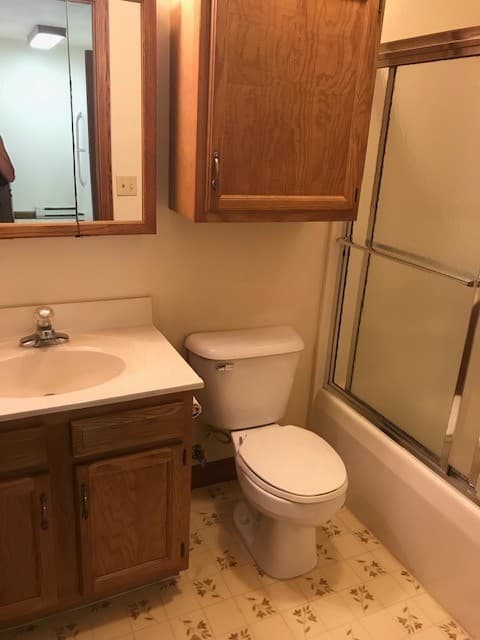Napoleon Apartment: 780 Trail Dr.