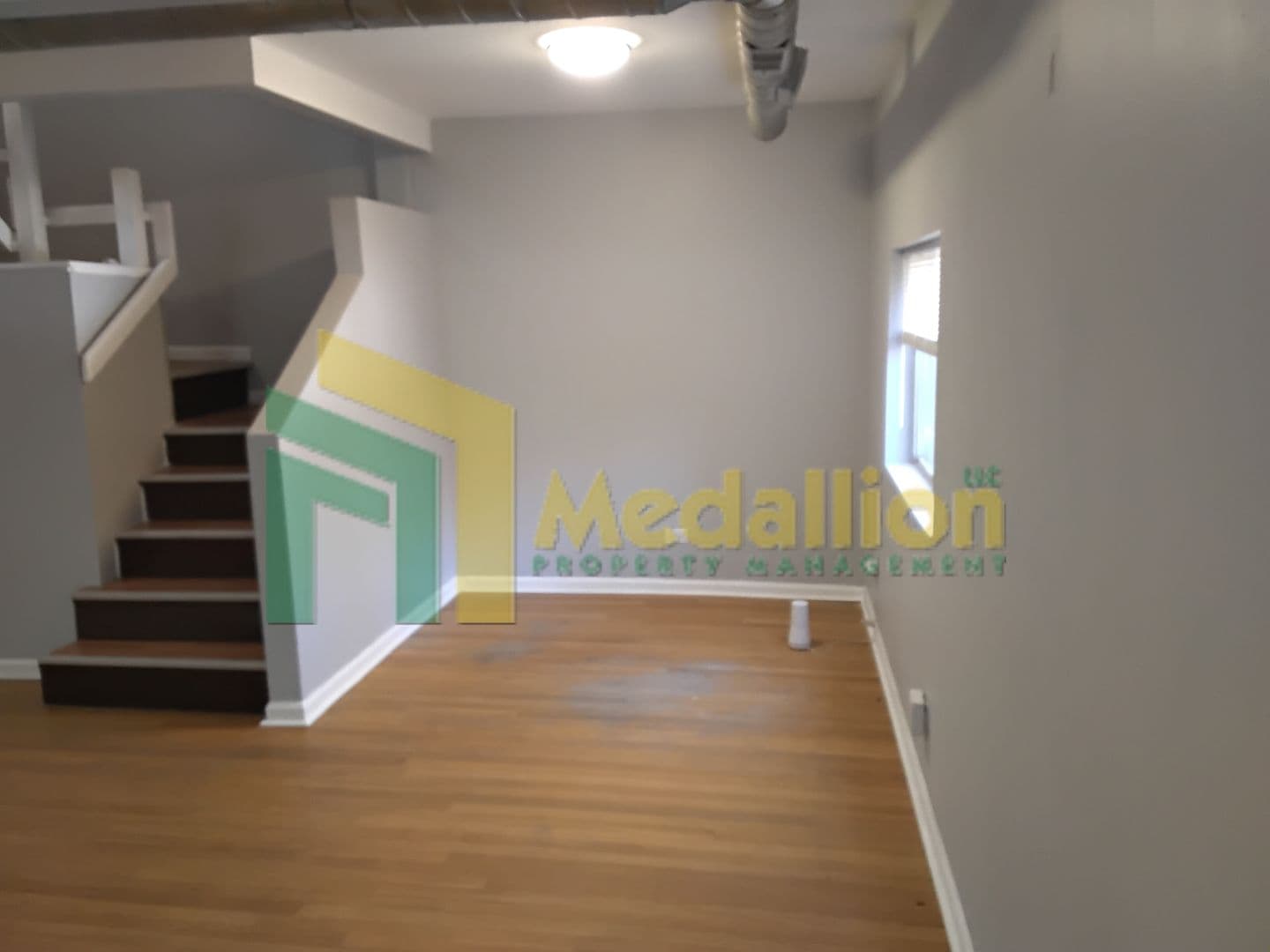 Chicago Apartment: 1241 N Ashland Ave (2nd Fl Rear)