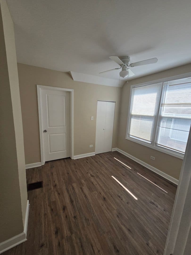 Chicago House: 8839 S Princeton Ave