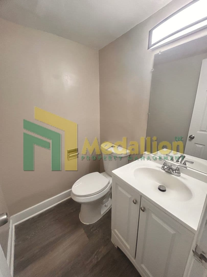 Chicago House: 8358 S Morgan St