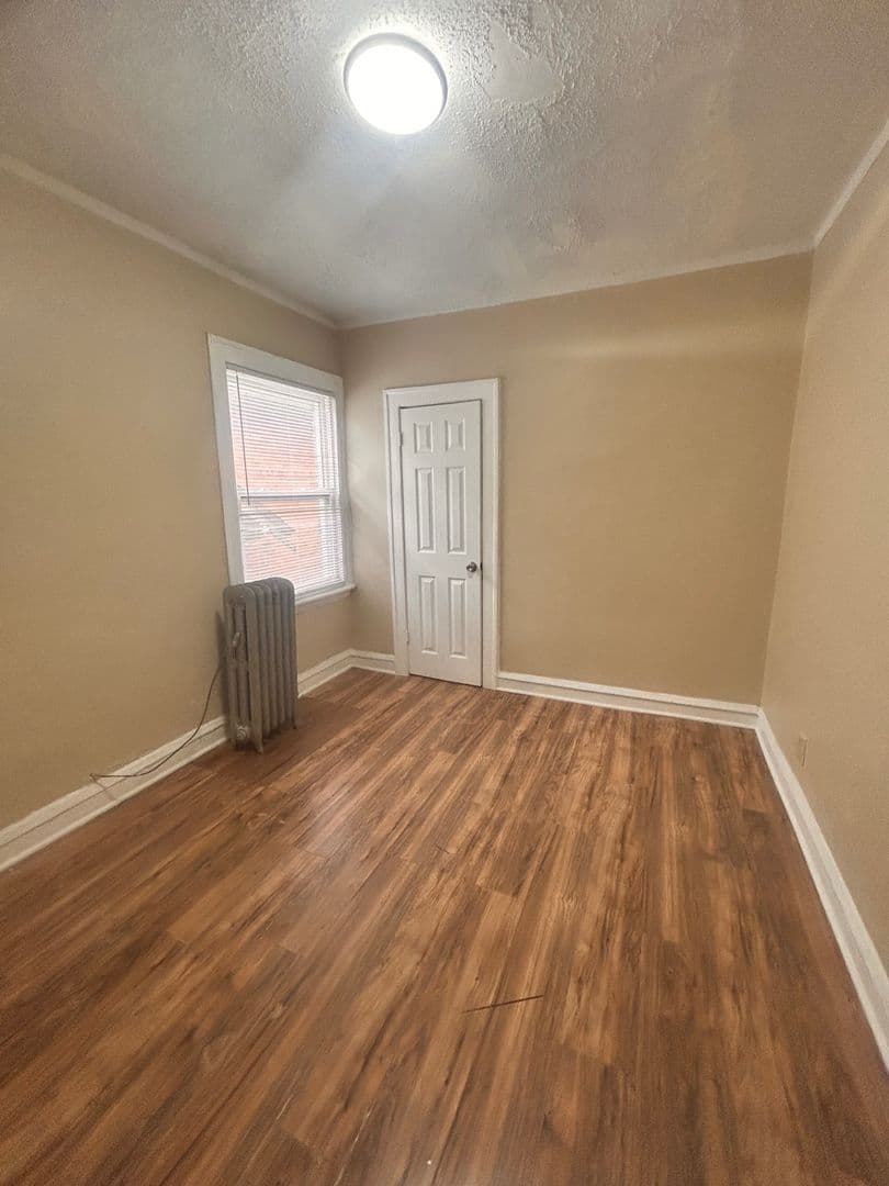 Chicago House: 8740 S Justine St