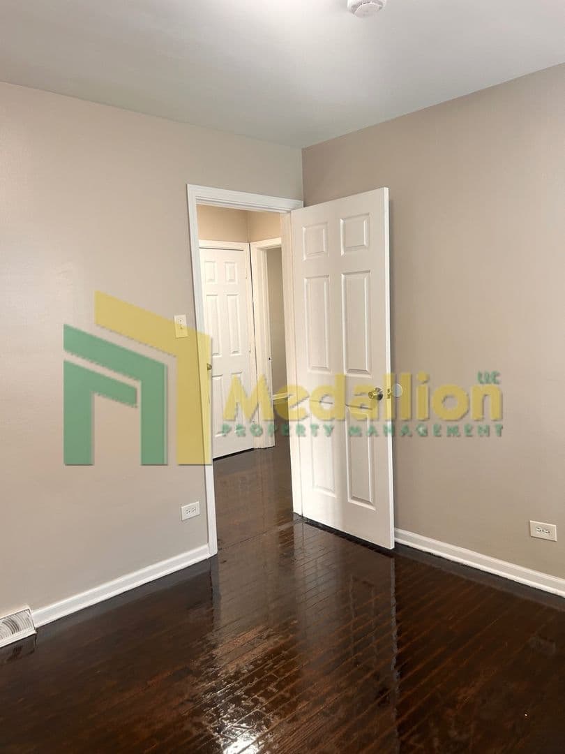 Chicago House: 12216 S Morgan St