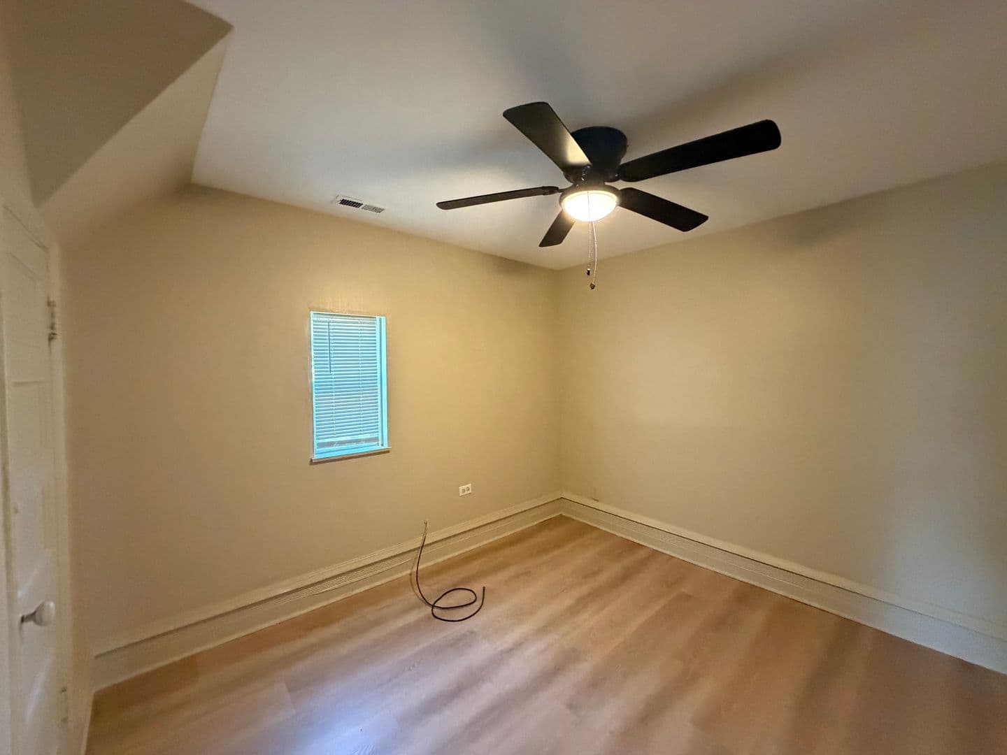 Chicago House: 1748 W Steuben St